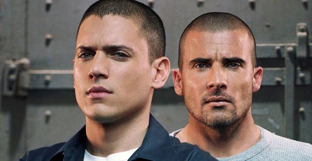 Michael and Lincoln in prison in Prison Break