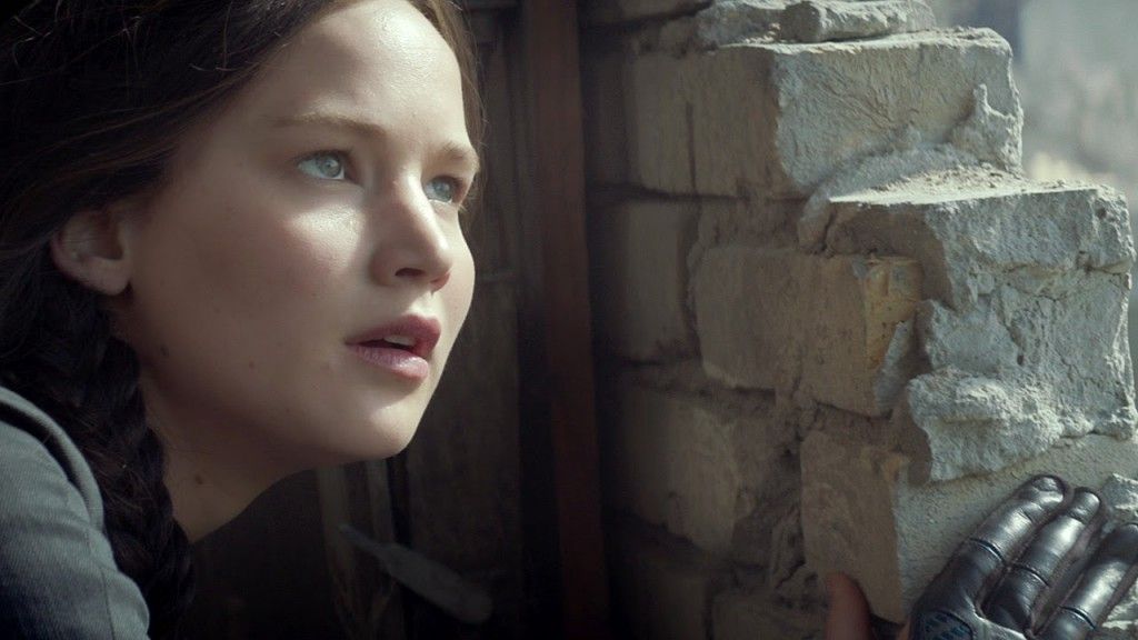 The Hunger Games Mockingjay Part 1 - Katniss 4