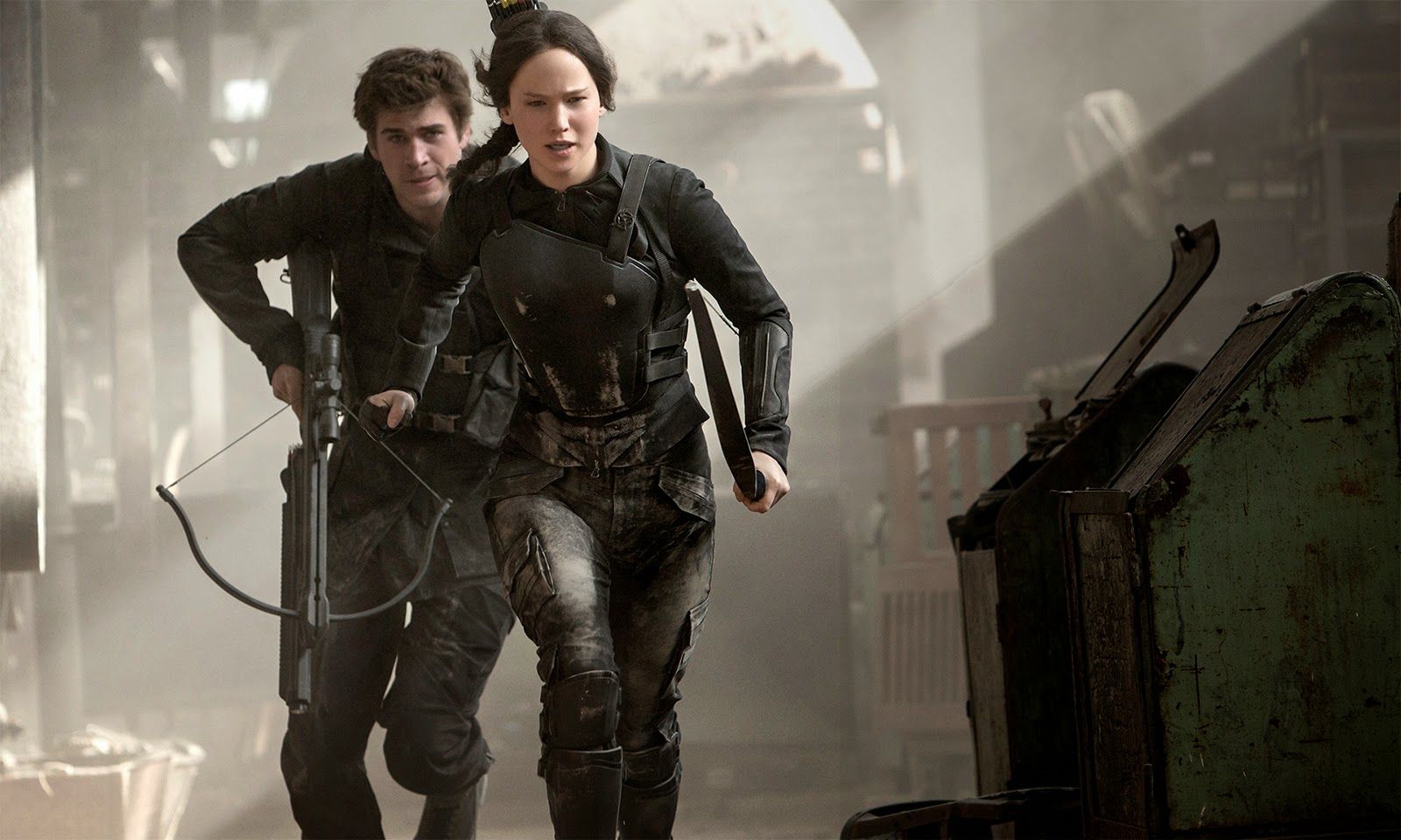The Hunger Games Mockingjay Part 1 - Katniss and Gale