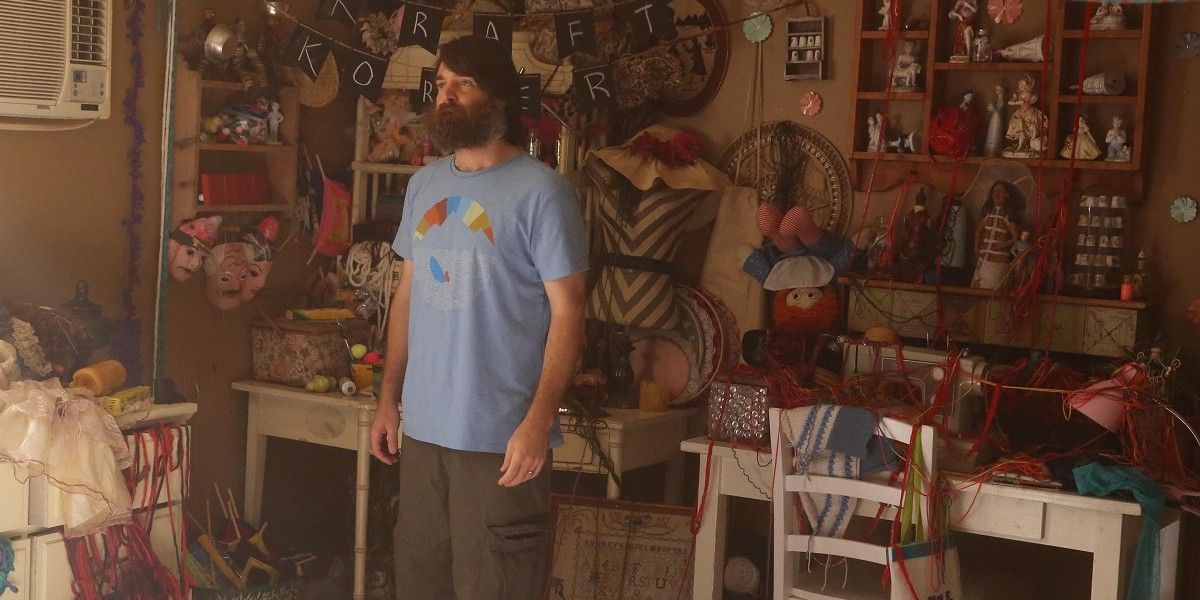Will Forte standing in The Last Man on Earth
