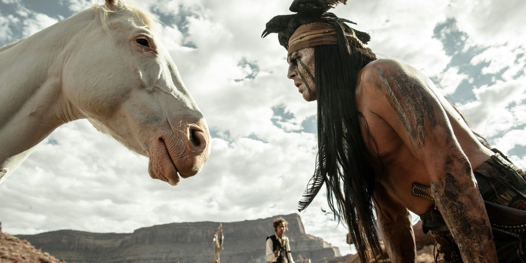 Tonto-and-Horse-Looking-in-Lone-Ranger.