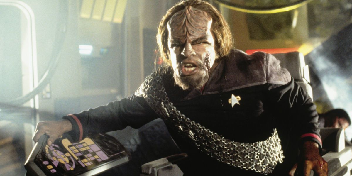 Worf in battle in First Contact