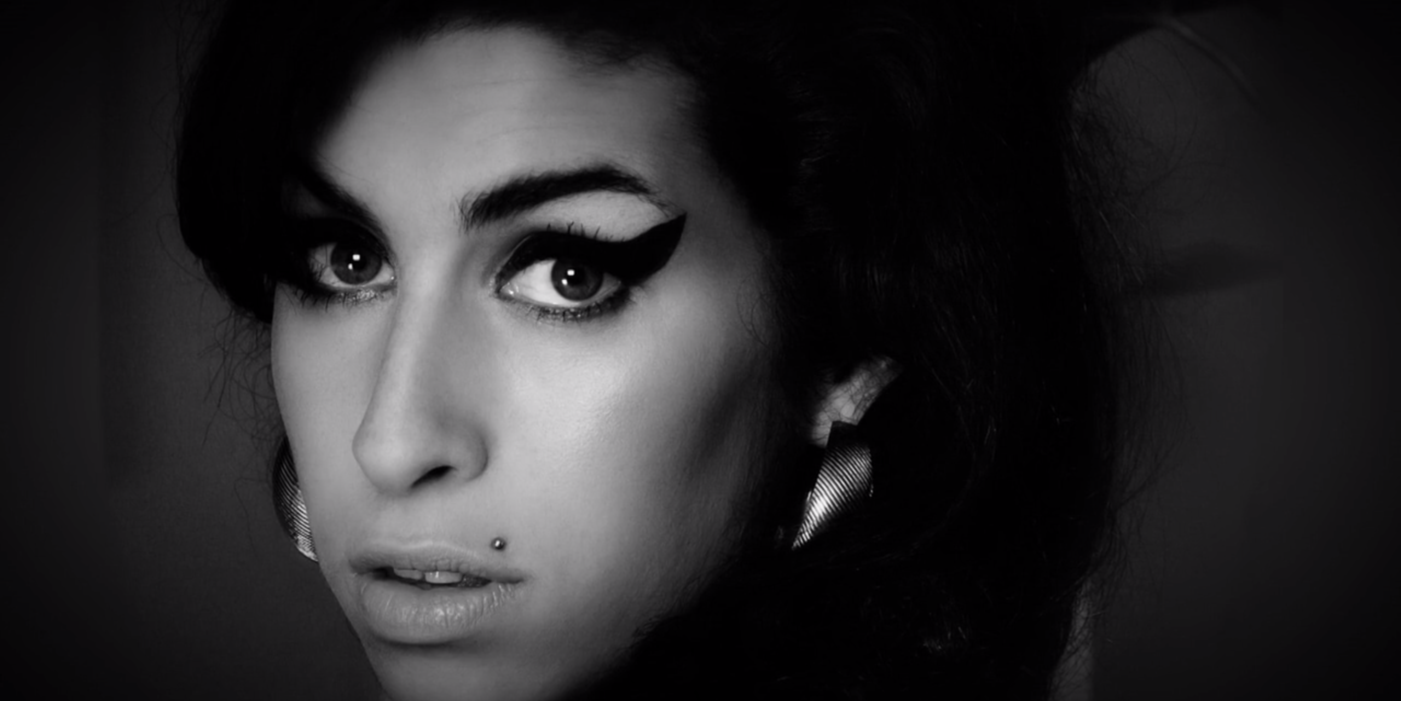 Amy Winehouse in black and white. 10 best movies 2015