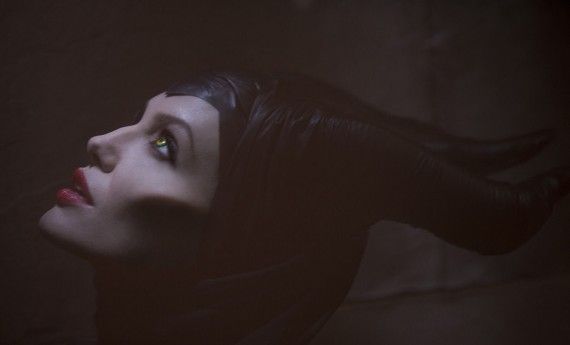 First Look at Angelina Jolie as ‘Maleficent’