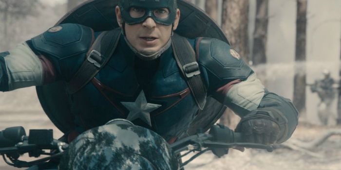 Captain America (Chris Evans) in Avengers: Age of Ultron