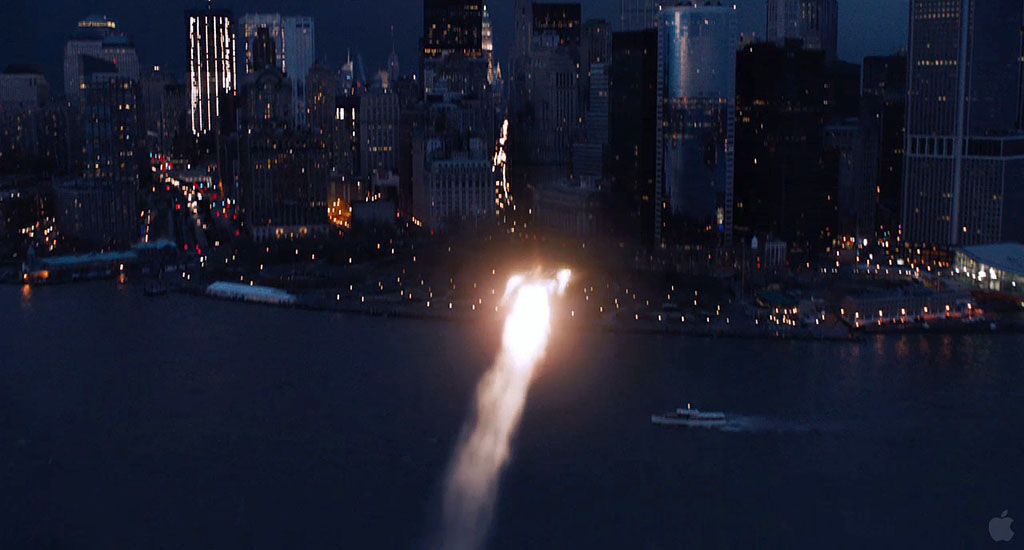 Iron Man flies towards the city in 'The Avengers'