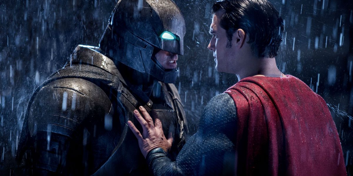 Batman V Superman rainy night - Ben Affleck and Henry Cavill