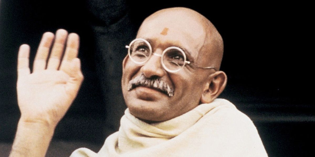 Gandhi - Worst Reviews of Oscar Winning Movie