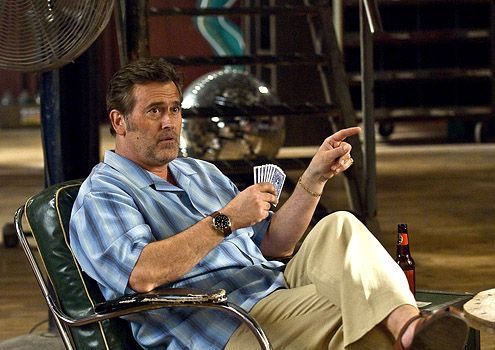 Bruce Campbell Stars in Burn Notice: The Fall of Sam Axe