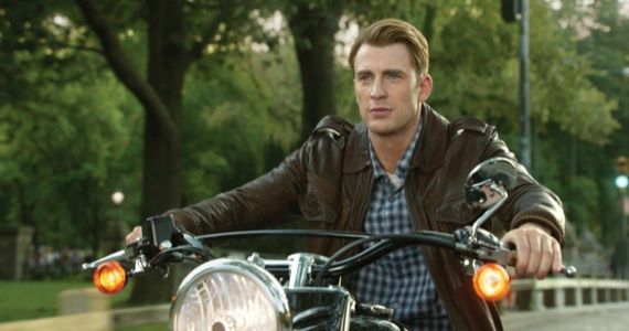 New Captain America: The Winter Soldier set photos with Steve Rogers