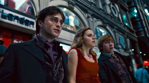 Harry, Hermoine and Ron in a scene from 'Deathly Hallows'
