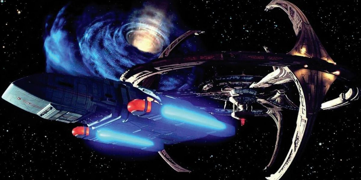 Deep Space Nine - Complete Guide to Star Trek