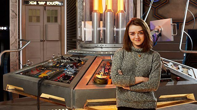 Maisie Williams on the Doctor Who TARDIS set