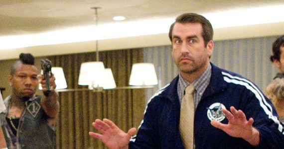 Rob Riggle cast in Dumb and Dumber To