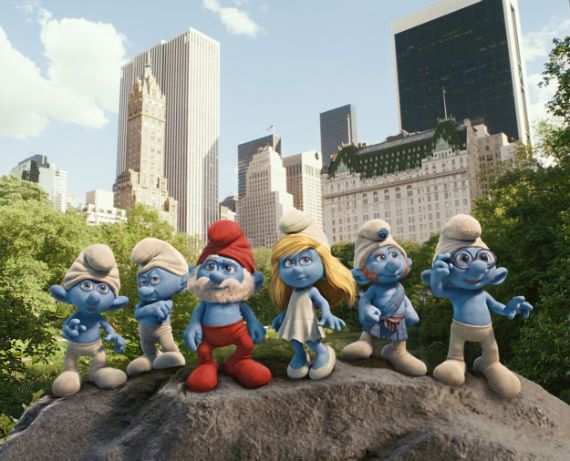 Clumsy, Grouchy, Papa, Smurfette, Gutsy and Brainy Smurf are ready for adventure