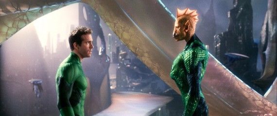 Green Lantern (Ryan Reynolds) Talking to Tomar-Re (Geoffrey Rush)
