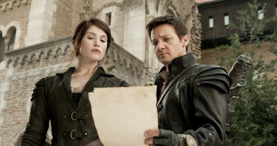 Gemma Arterton and Jeremy Renner in Hansel and Gretel Witch Hunters