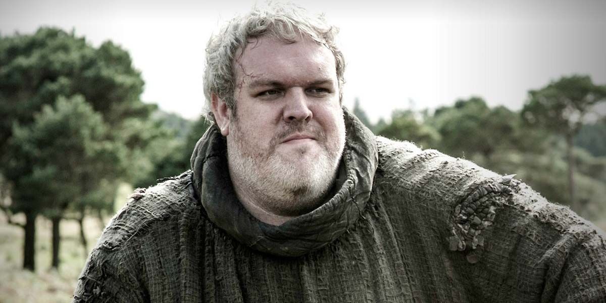 Hodor looking to the distance in Game of Thrones.