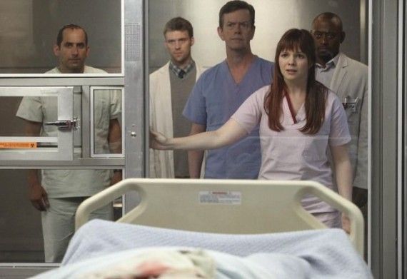 The team (L-R: Peter Jacobson, Jesse Spencer, Amber Tamblyn and Omar Epps) is challenged by a CDC doctor (guest star Dylan Baker, C) as they work to diagnose a patient who is exhibiting symptoms similar to smallpox