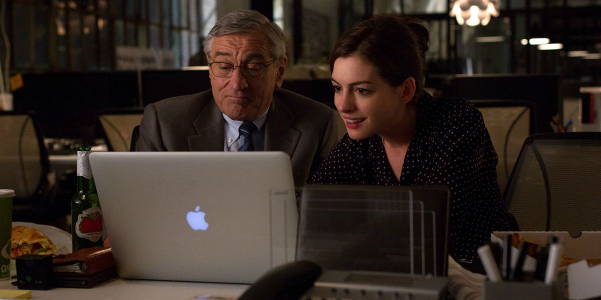 Robert De Niro and Anne Hathaway in The Intern