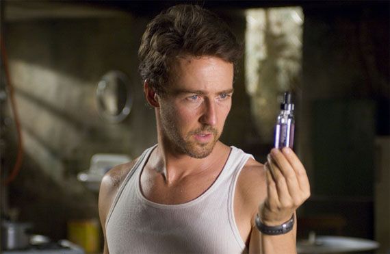 Edward Norton replaced in The Avengers