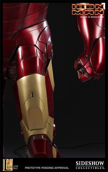 Detail look at the leg and gauntlet on the Iron Man maquette