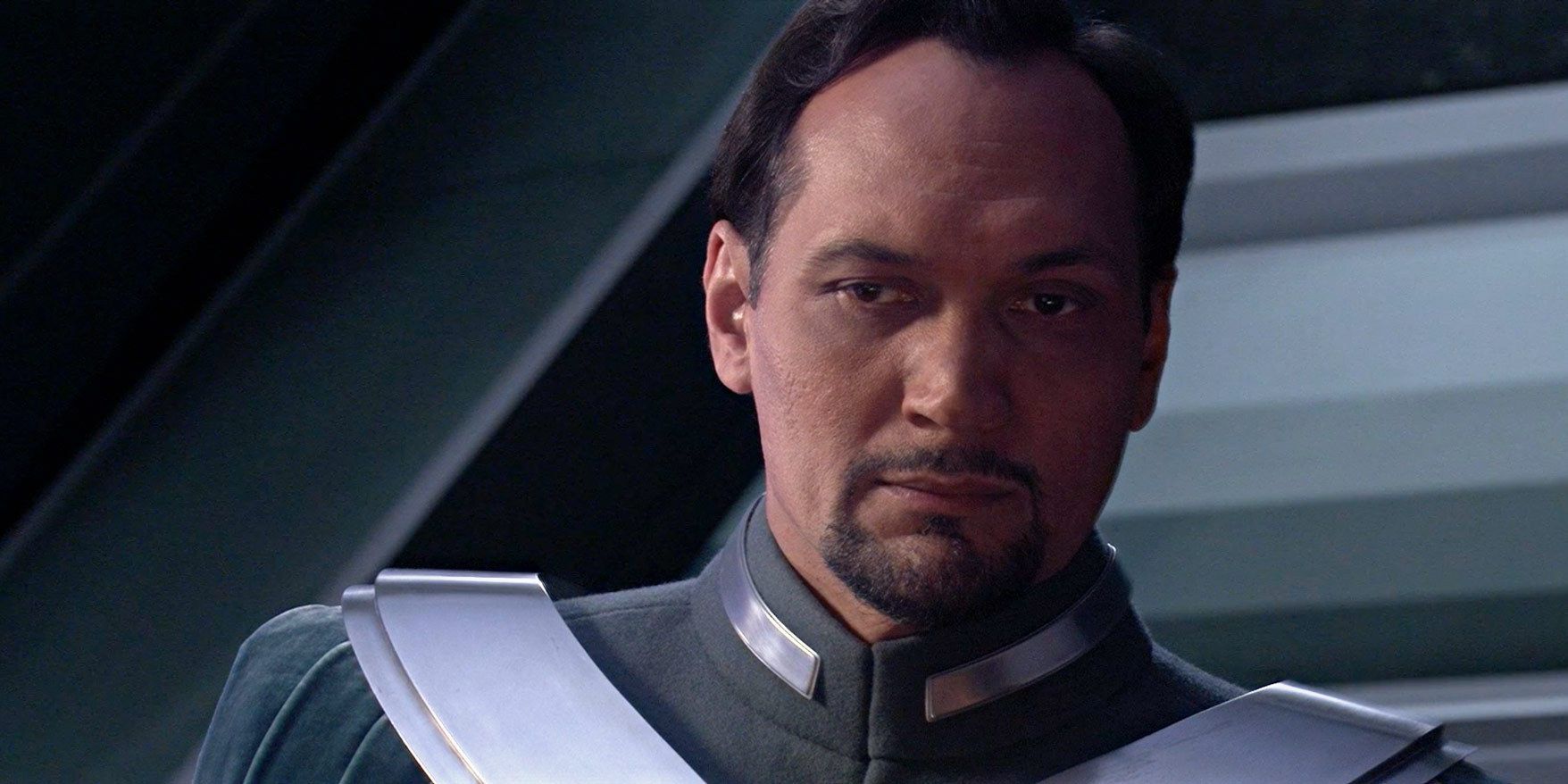 Jimmy Smits as Bail Organa watches as Palpatine dons himself Emperor Star Wars Revenge of the Sith