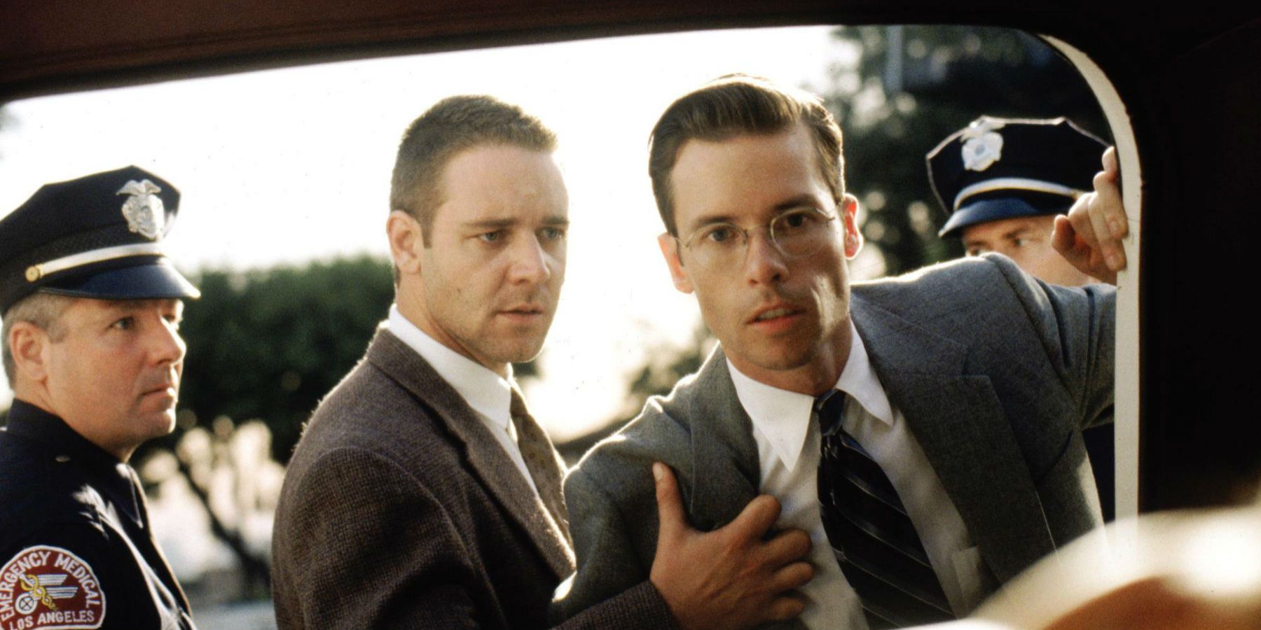 Russell Crowe and Guy Pierce in L.A. Confidential