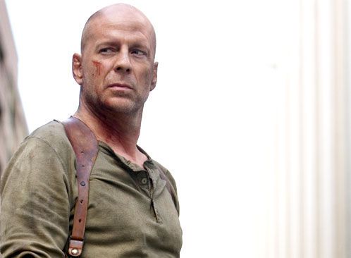 Bruce Willis returning as John McClane in Die Hard 5