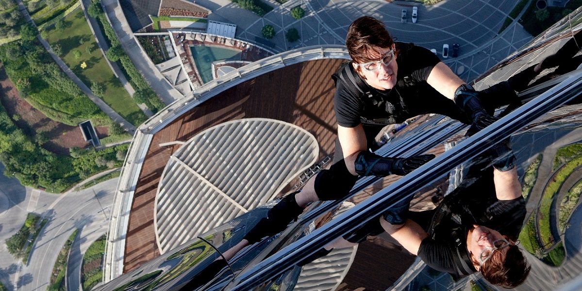 mission impossible ghost protocol dangerous movie stunts tom cruise actually performed