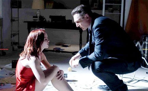 Christina Ricci and Liam Neeson in After.Life