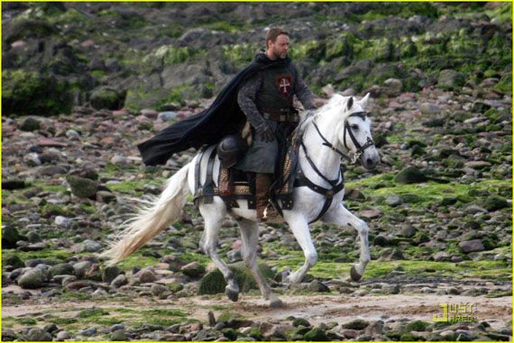 Russell Crowe’s Robin Hood Rides In Style