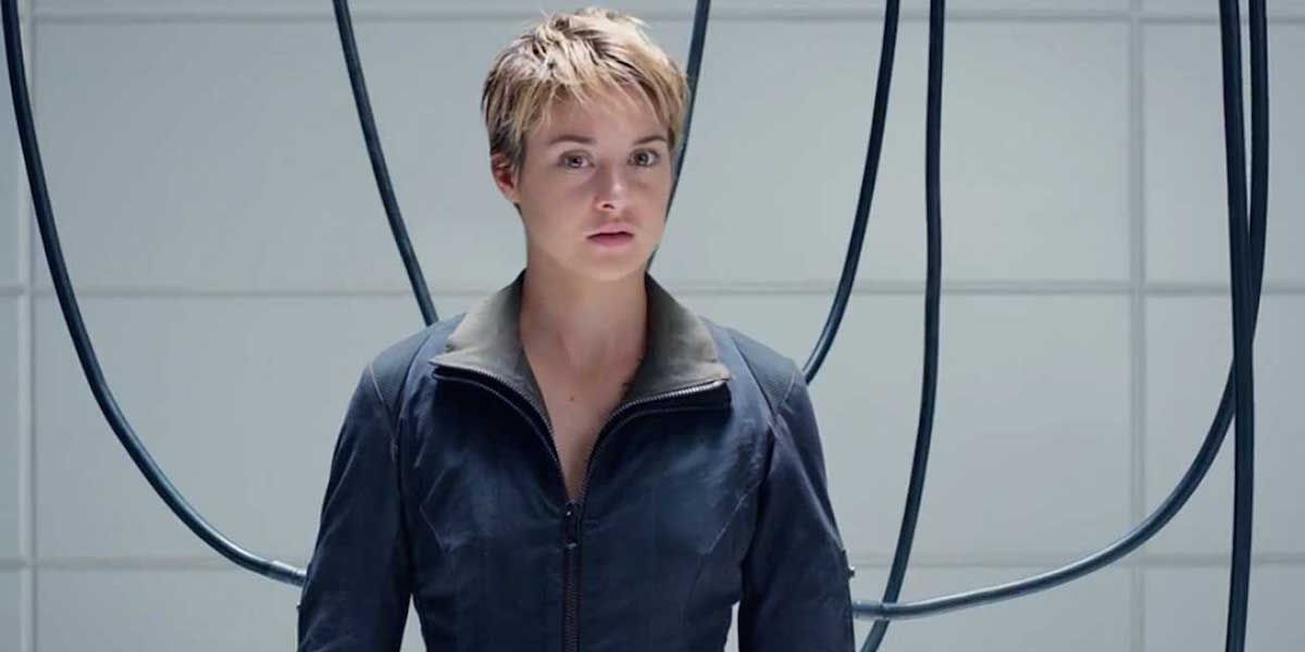 Shailene Woodly as Tris in The Divergent Series: Insurgent