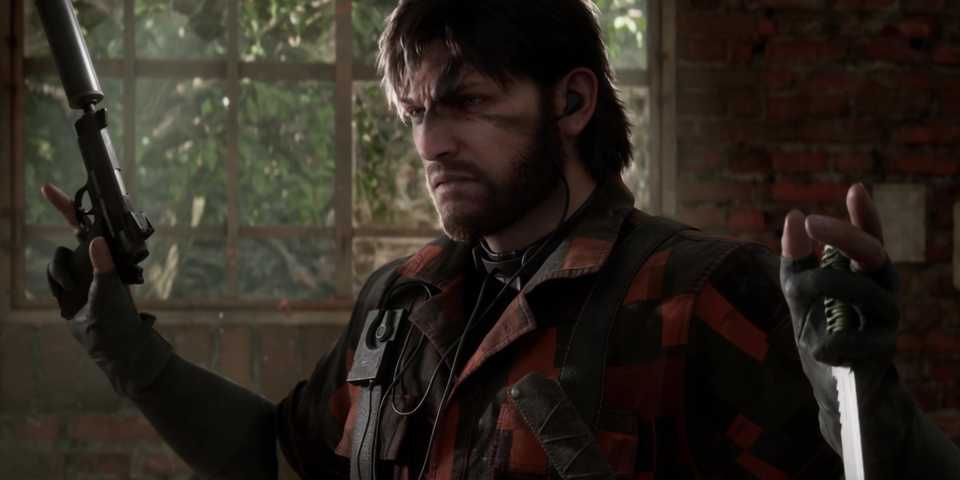 Snake is seen surrendering in Metal Gear Solid Delta: Snake Eater