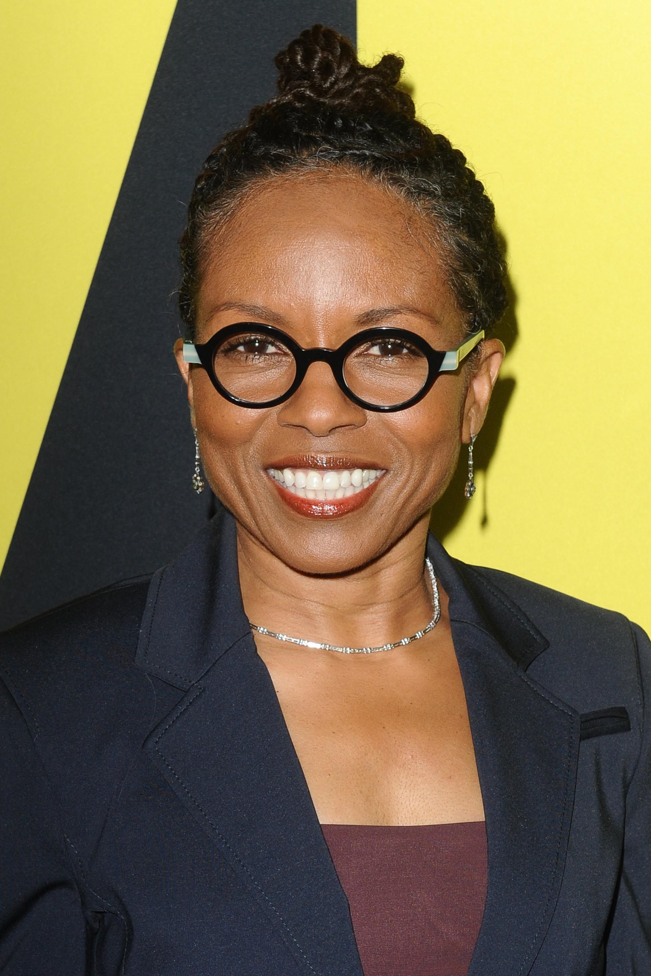 Headshot Of LisaGay Hamilton