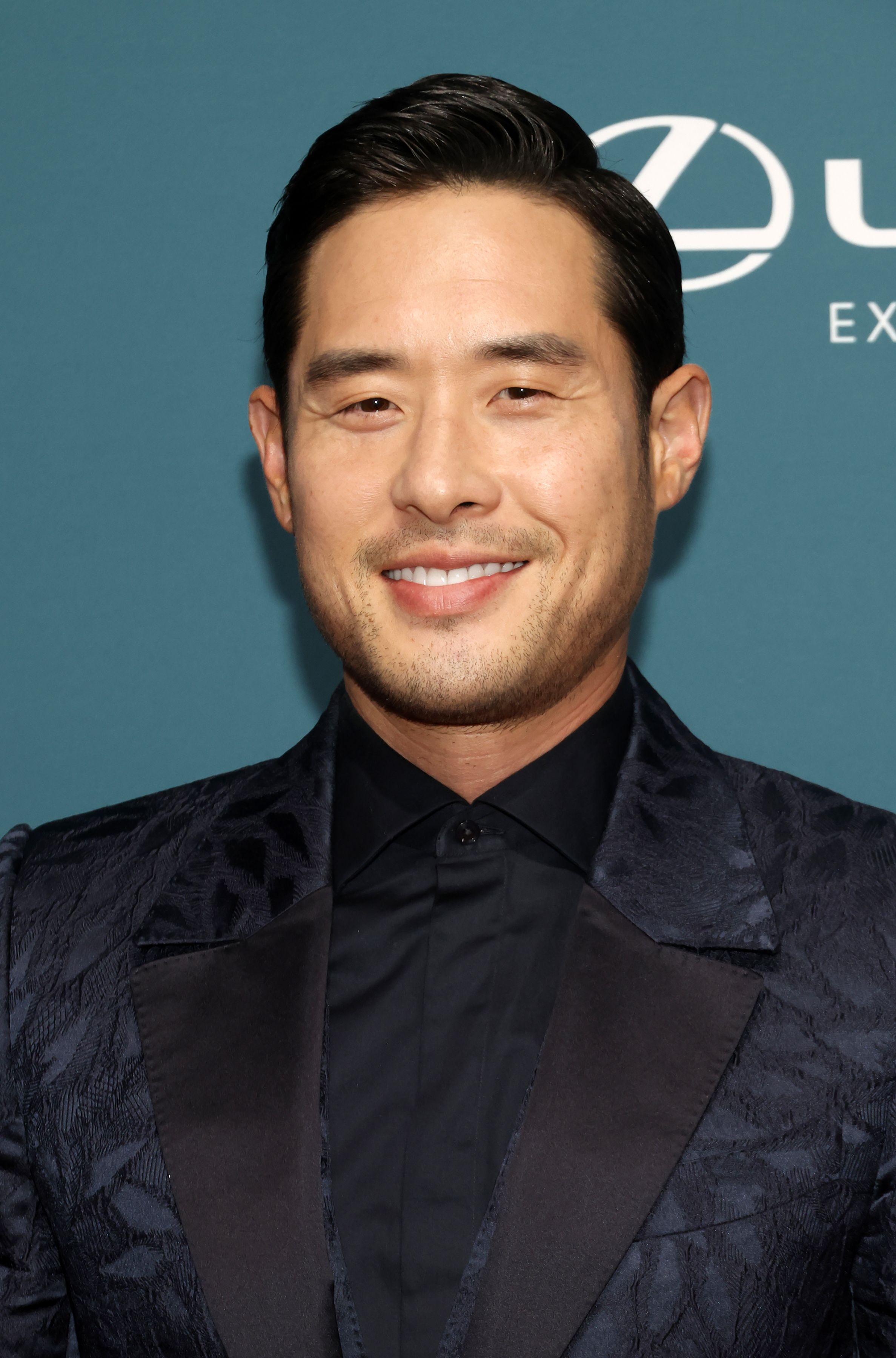 Headshot Of Raymond Lee