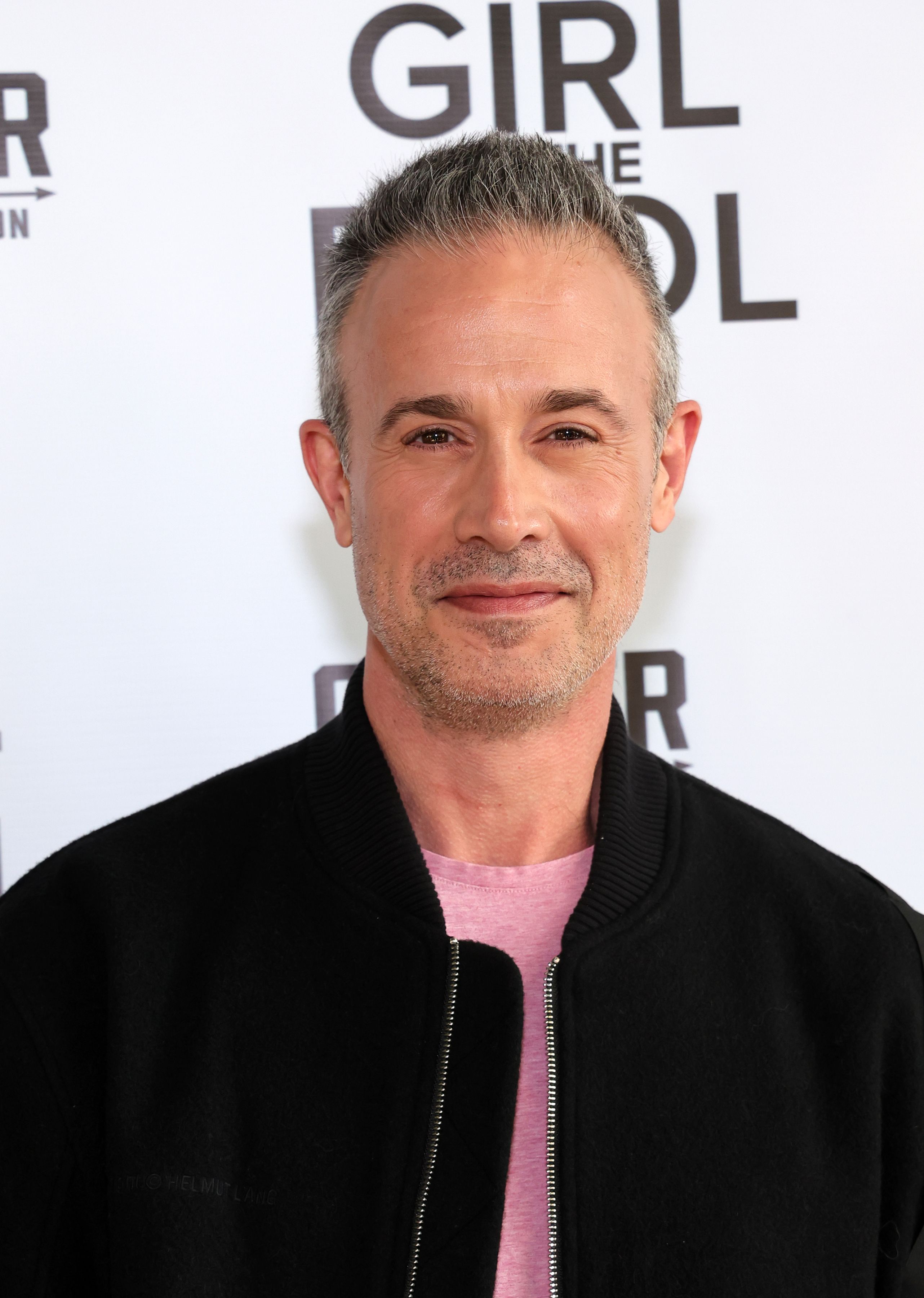 Headshot Of Freddie Prinze Jr.