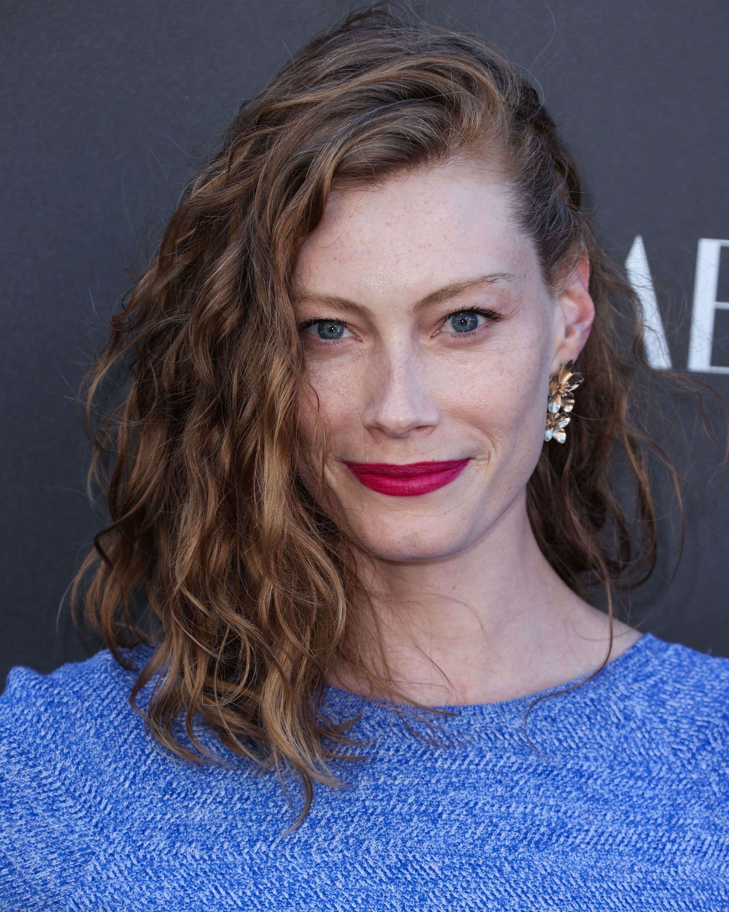 Headshot Of Alyssa Sutherland