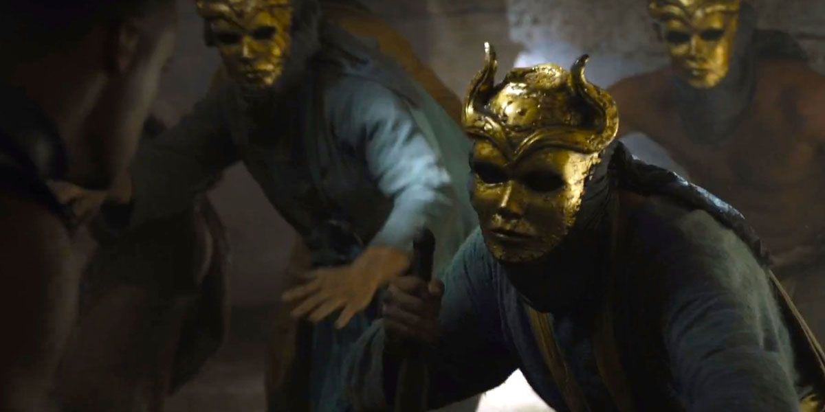 Sons of the Harpy in golden masks in Game of Thrones