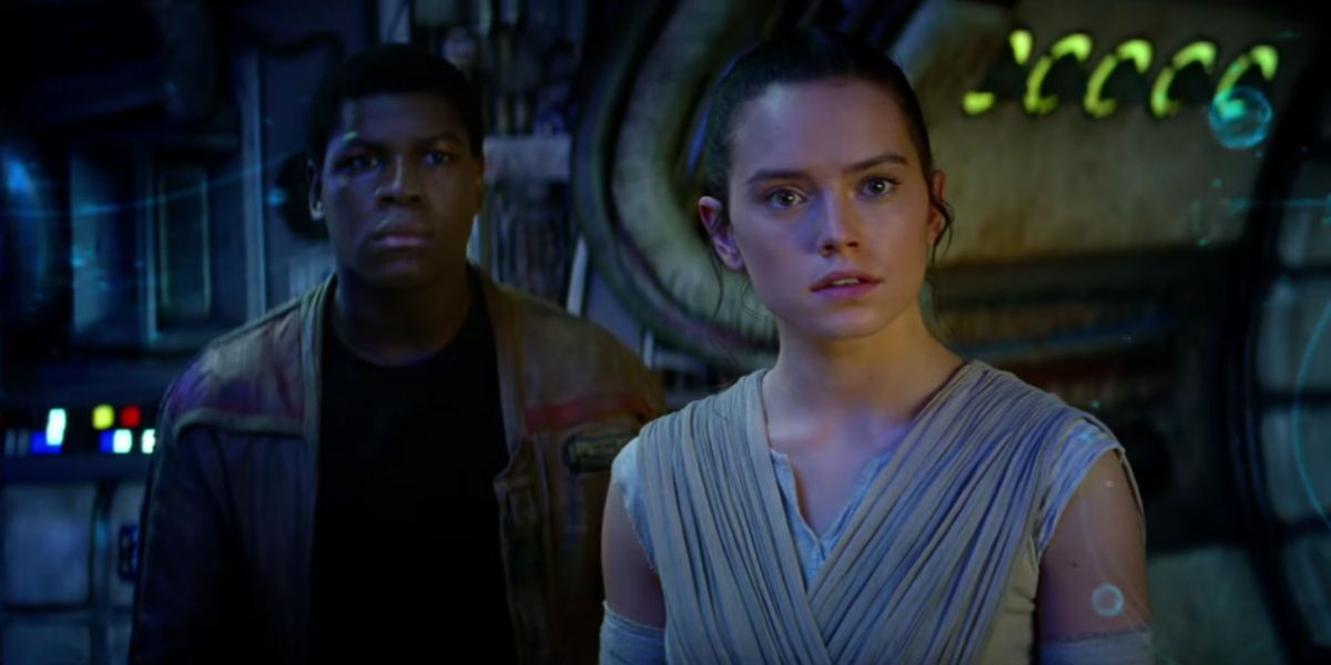 Star Wars: The Force Awakens - Finn (John Boyega) and Rey (Daisy Ridley)