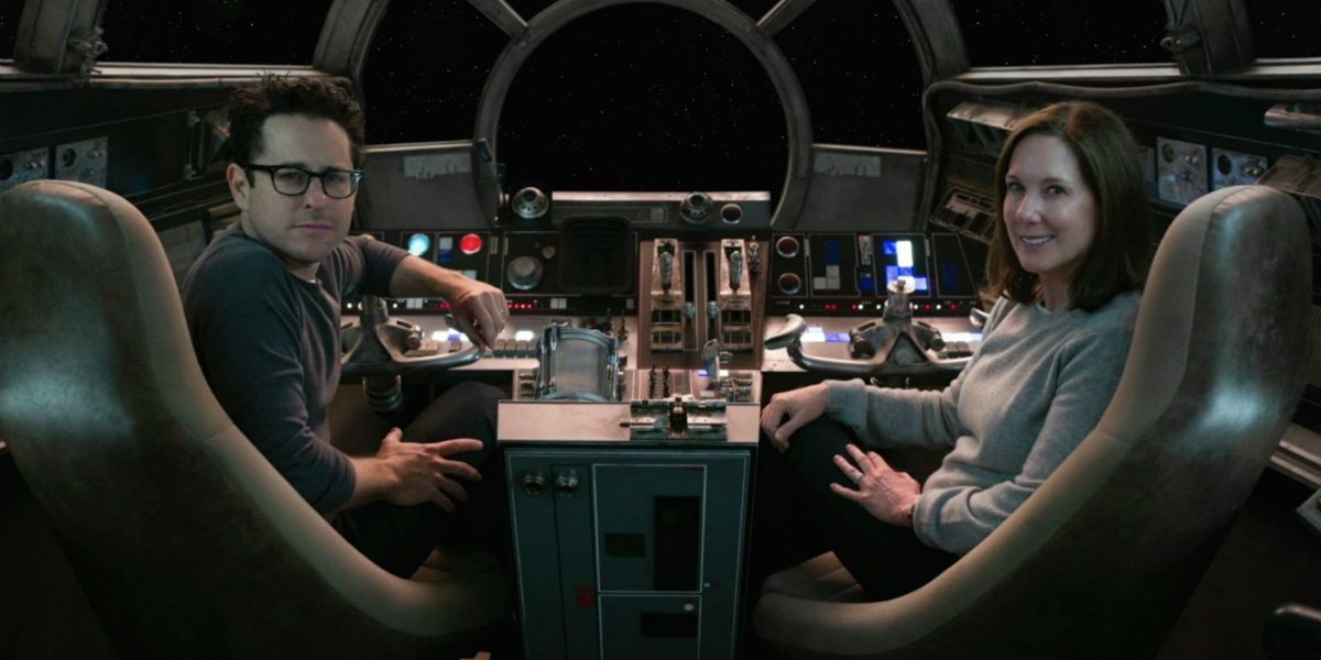 Star Wars: The Force Awakens - J.J. Abrams and Kathleen Kennedy on set