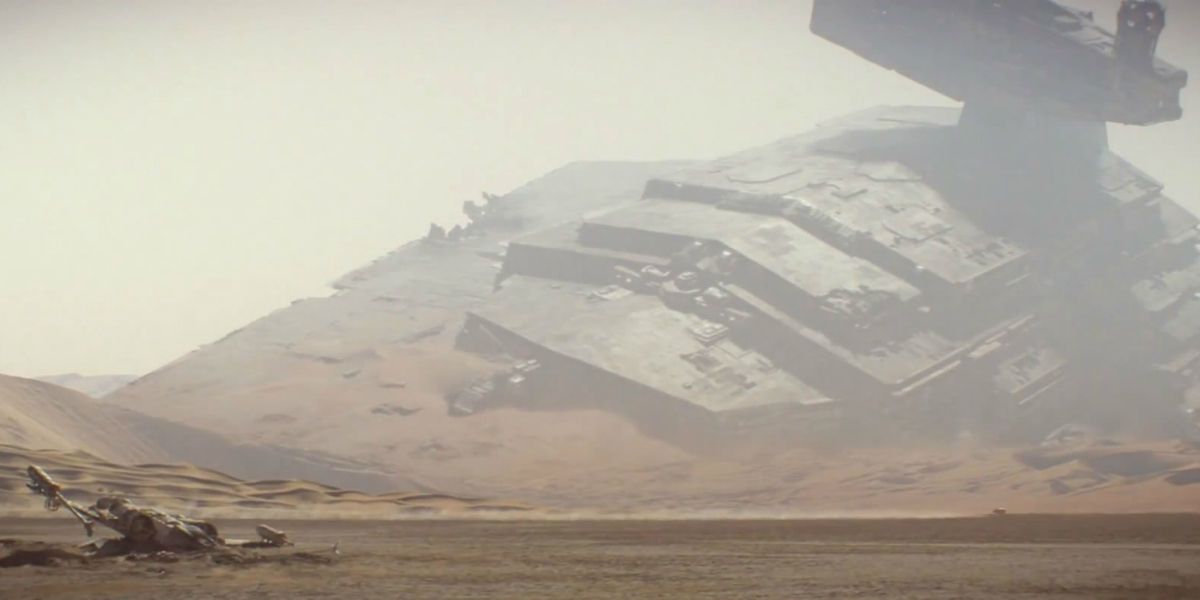 Star Wars: The Force Awakens - Spaceship graveyard