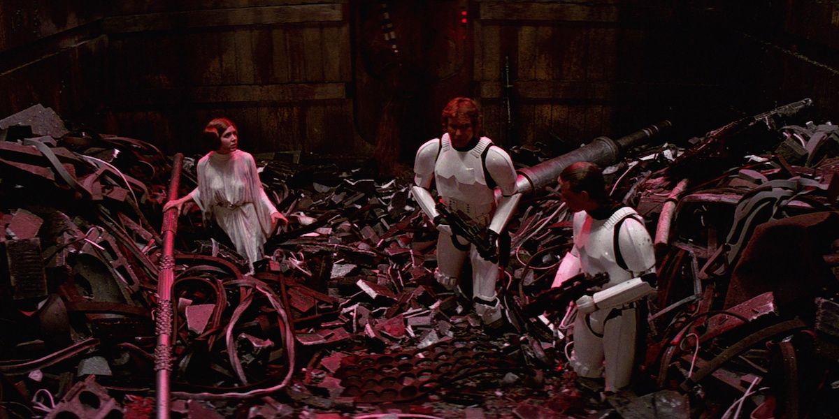 Han, Luke, and Leia in the trash compactor in Star Wars