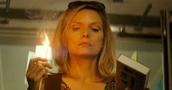 Michelle Pfeiffer in The Family (Review)