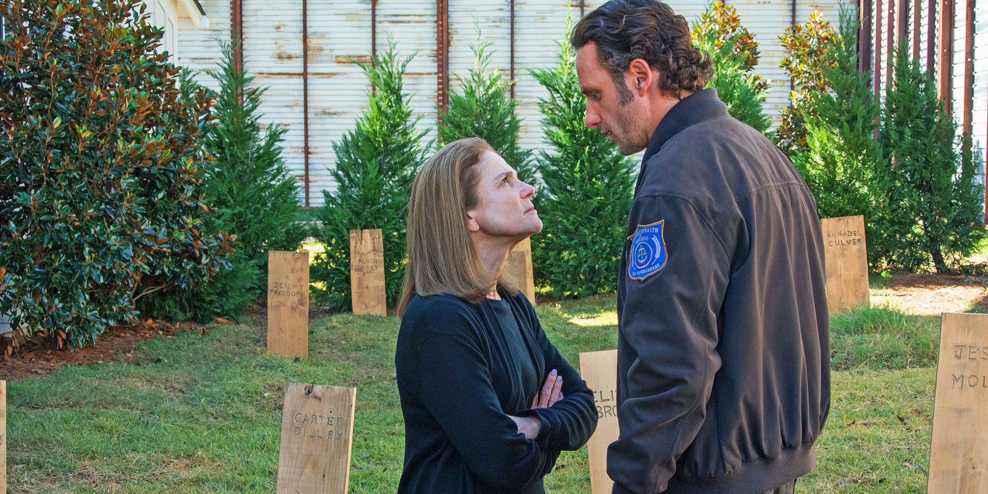 Deanna (Tovah Feldshuh) and Rick (Andrew Lincoln) in The Walking Dead