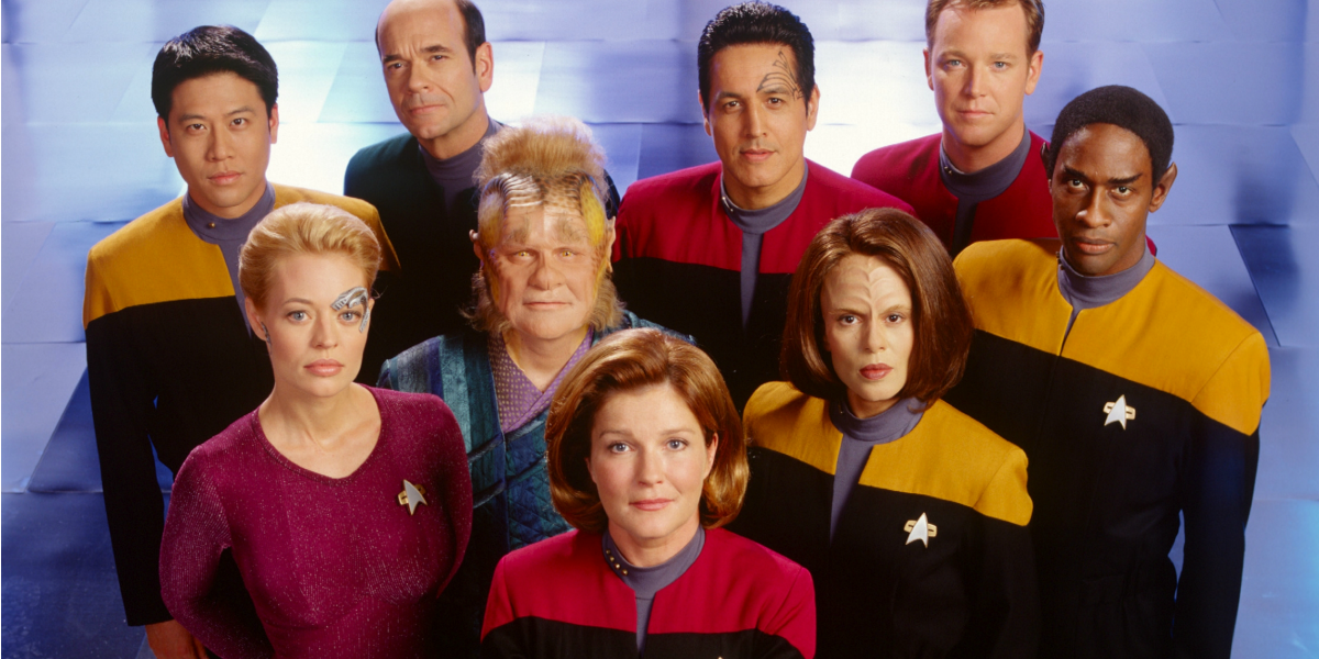 Voyager - Complete Guide to Star Trek