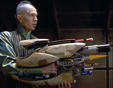 Jean-Baptiste Emanuel Zorg with the ZF-1 from The Fifth Element