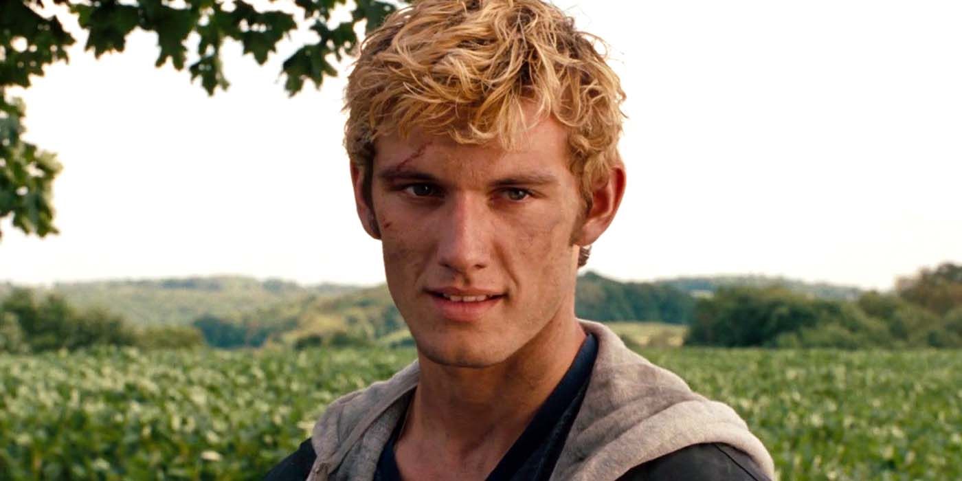 Alex Pettyfer as John Smith in I Am Number Four