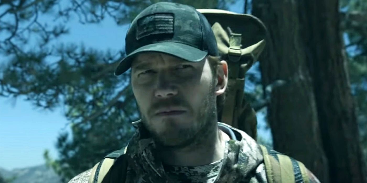 Chris Pratt semicerrando os olhos em The Terminal List.