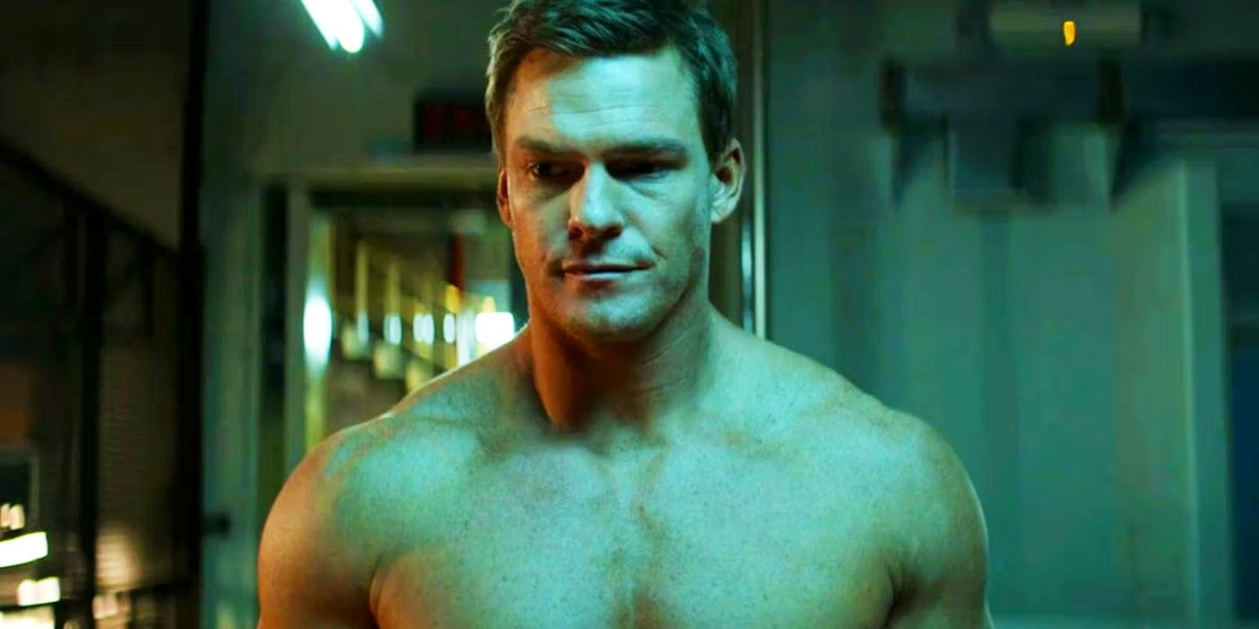 Alan Ritchson's Jack Reacher topless in Reacher